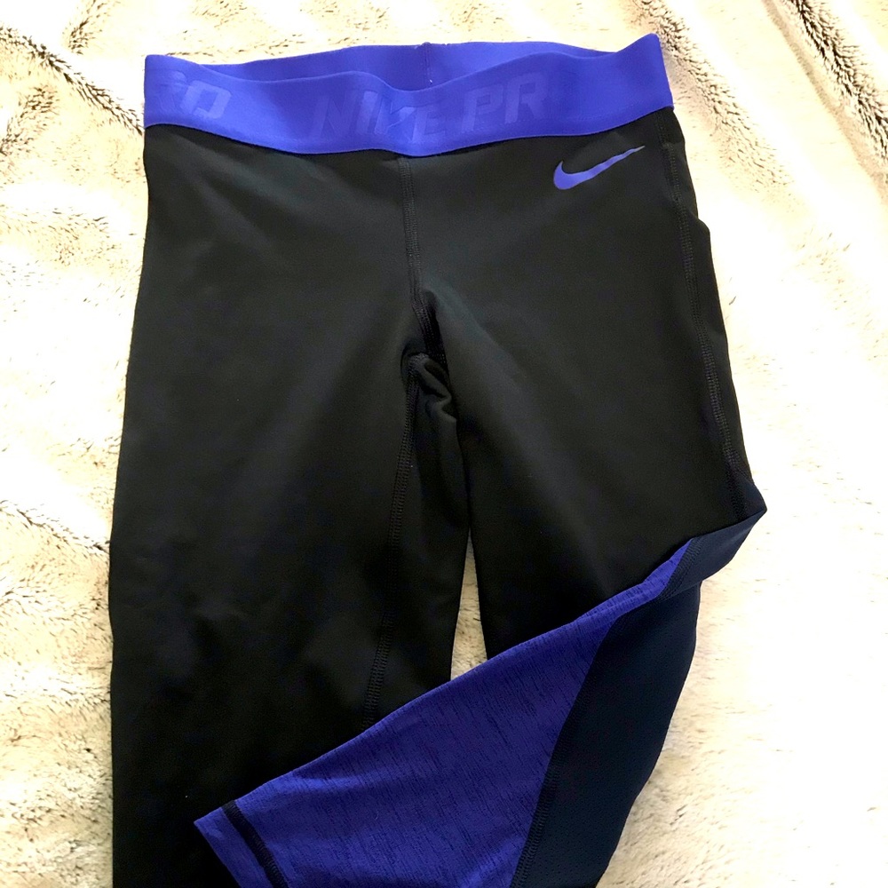 Nike Capri Leggings